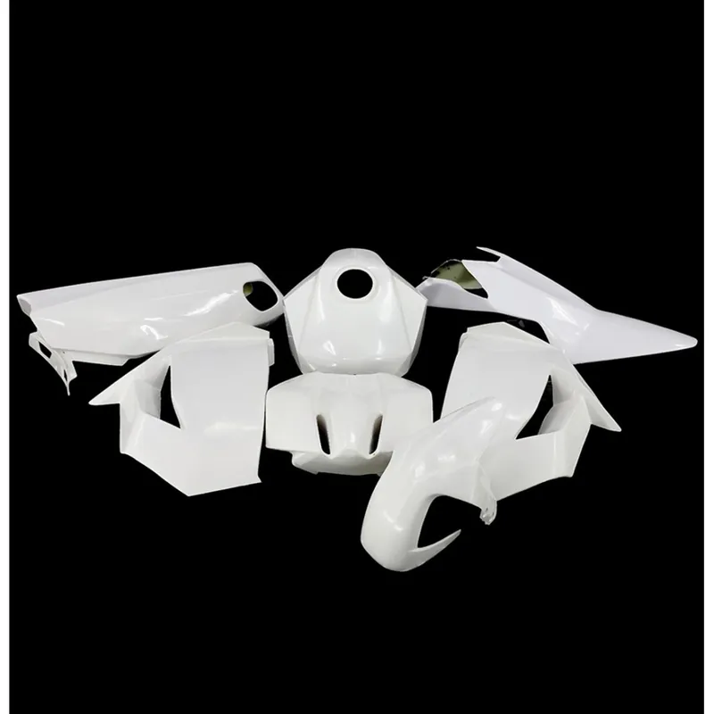 Profesionální Závodní laminátové kapoty KTM RC8