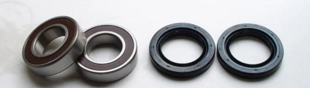 TOURMAX ložiska předního kola s těsnícími prvky HONDA CBR 900RR 00-03, CBR 1000 04-19 vyrobeno v Japonsku Odeslání Ihned