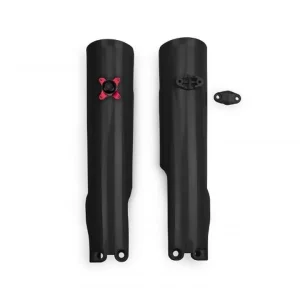 UFO kryty předních tlumičů se zámkem KTM SX 125 / 250 / 300 23-25, SXF (SX-F) 250 / 350 / 450 23-25 barva černá - nahrazuje GG07150001 Novinka